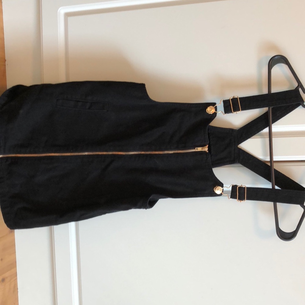 Black jumper